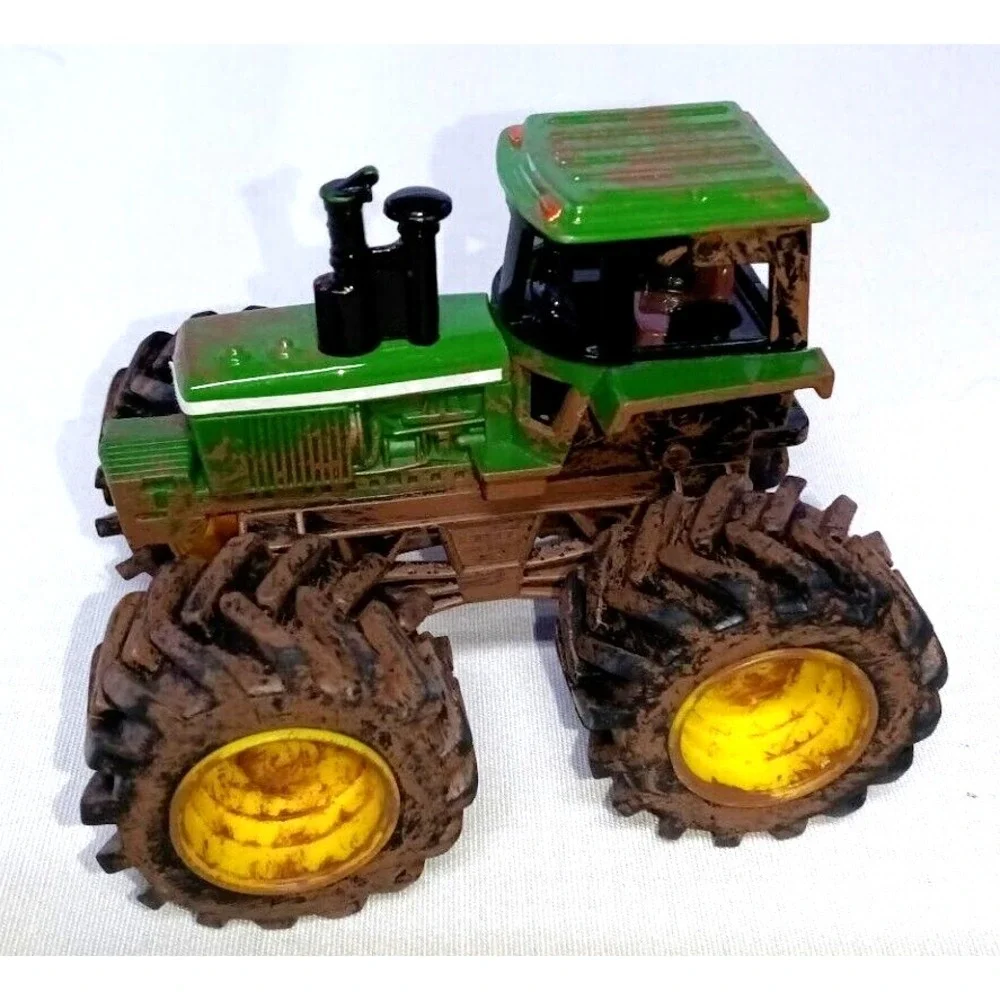 John‎ Deere 8310 Tractor Ultra Ultra Rare Premier Muddy Series 1/64 by ERTL